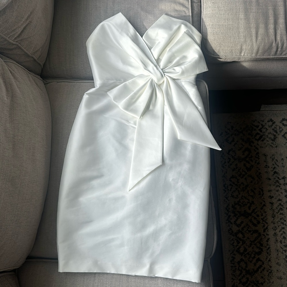 Badgley Mischka White Bow Dress